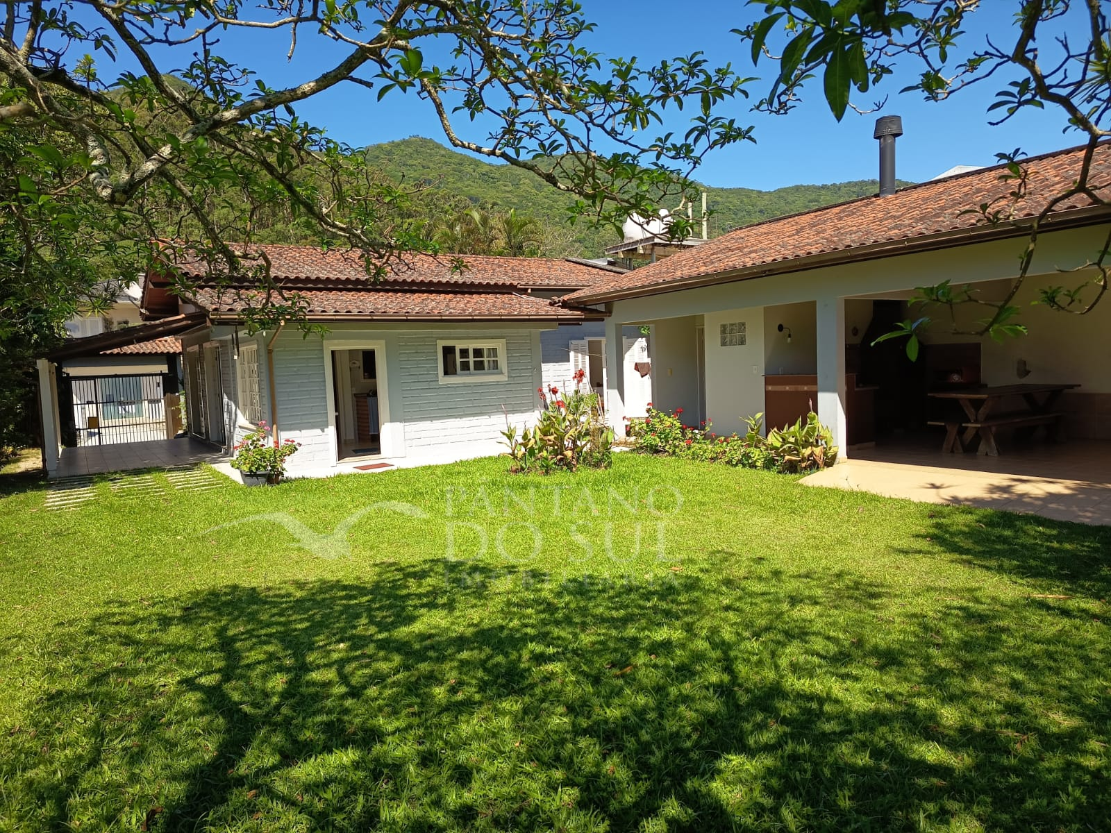 United States, 3 Bedrooms Bedrooms, ,3 BathroomsBathrooms,Casa,Venda,2384