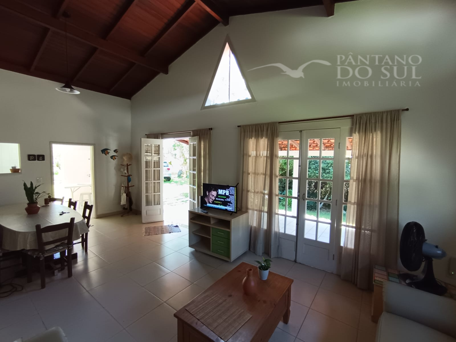 United States, 3 Bedrooms Bedrooms, ,3 BathroomsBathrooms,Casa,Venda,2384