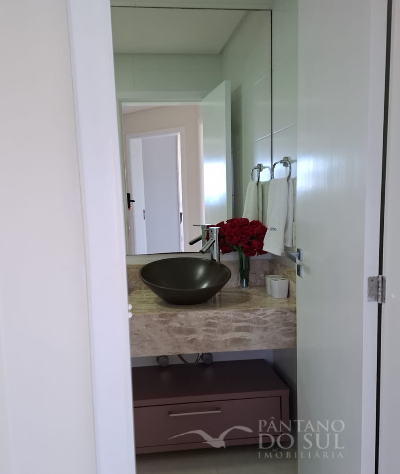 United States, 3 Bedrooms Bedrooms, ,3 BathroomsBathrooms,Apartamento,Venda,2394