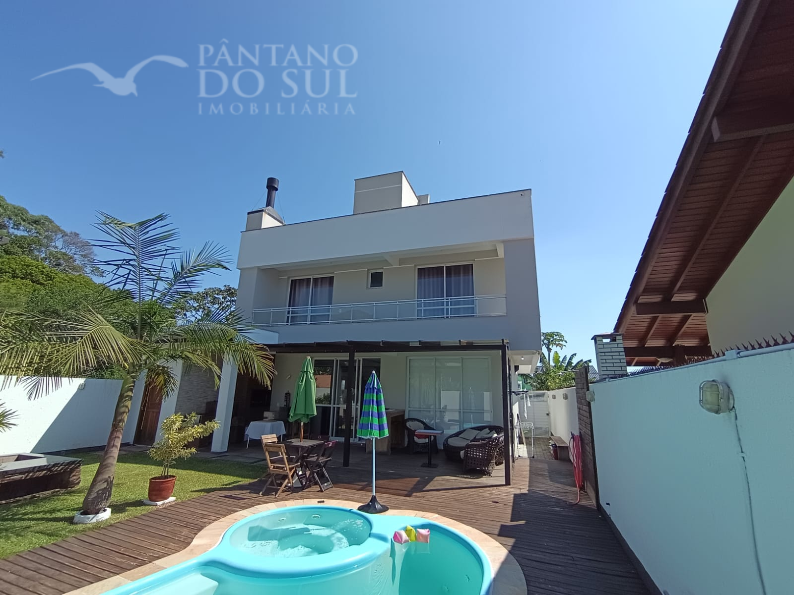 United States, 3 Bedrooms Bedrooms, ,3 BathroomsBathrooms,Casa,Venda,2395