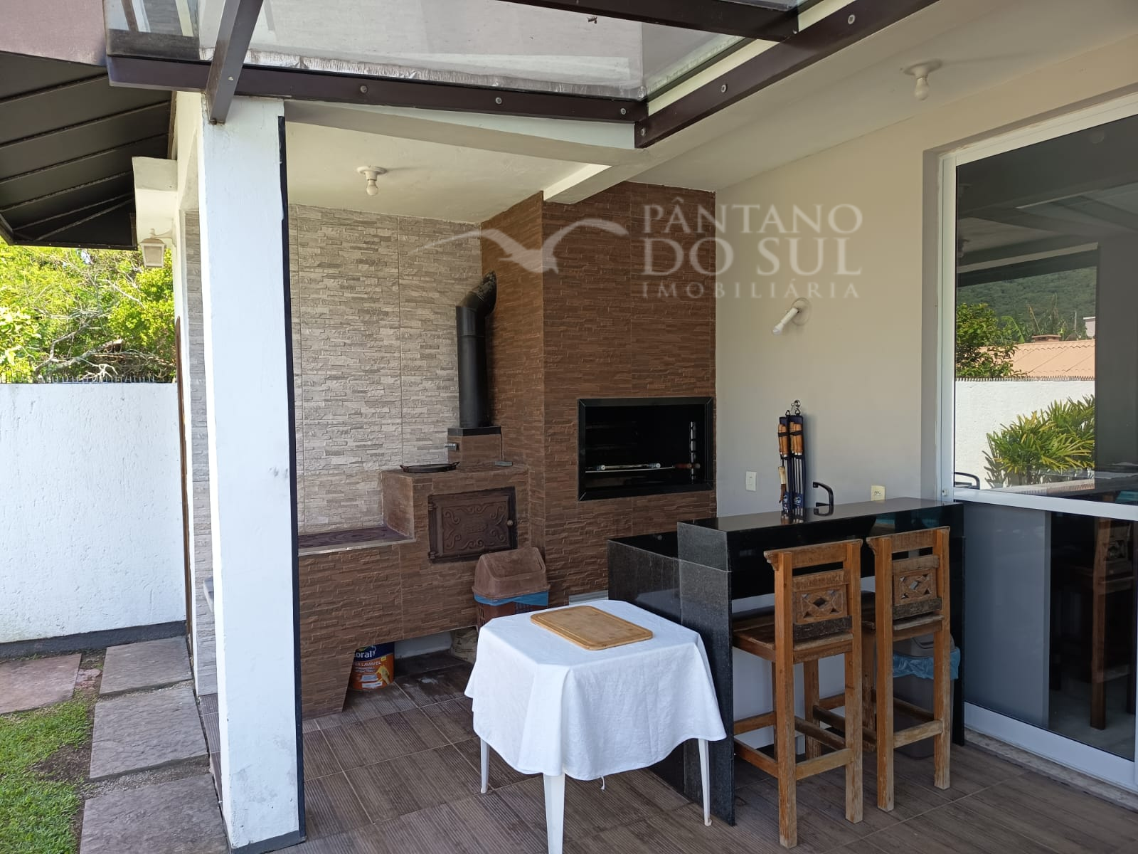 United States, 3 Bedrooms Bedrooms, ,3 BathroomsBathrooms,Casa,Venda,2395