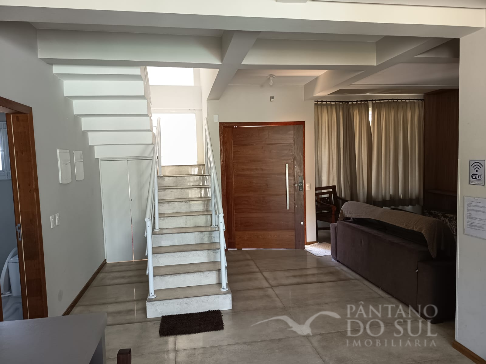 United States, 3 Bedrooms Bedrooms, ,3 BathroomsBathrooms,Casa,Venda,2395