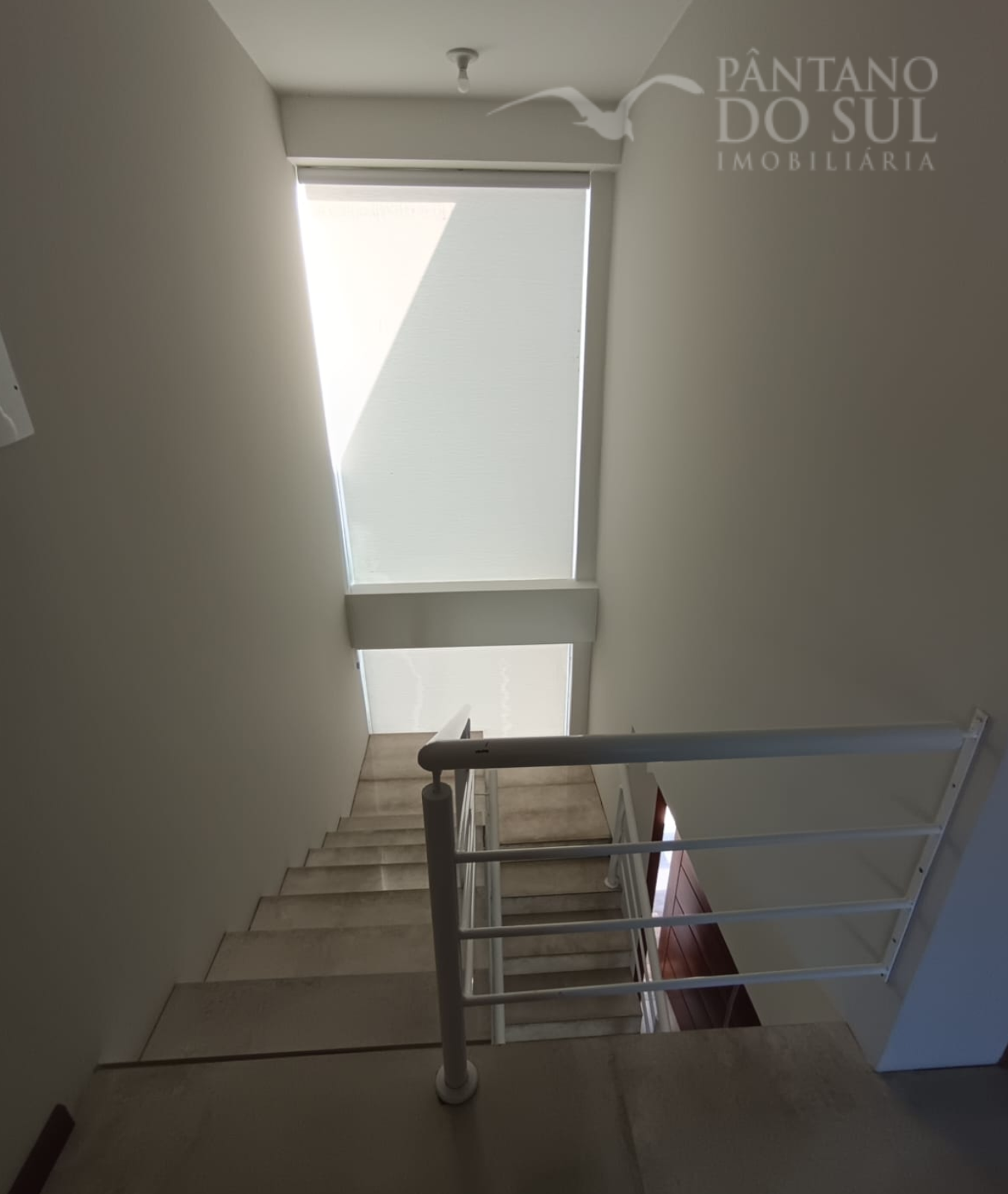 United States, 3 Bedrooms Bedrooms, ,3 BathroomsBathrooms,Casa,Venda,2395