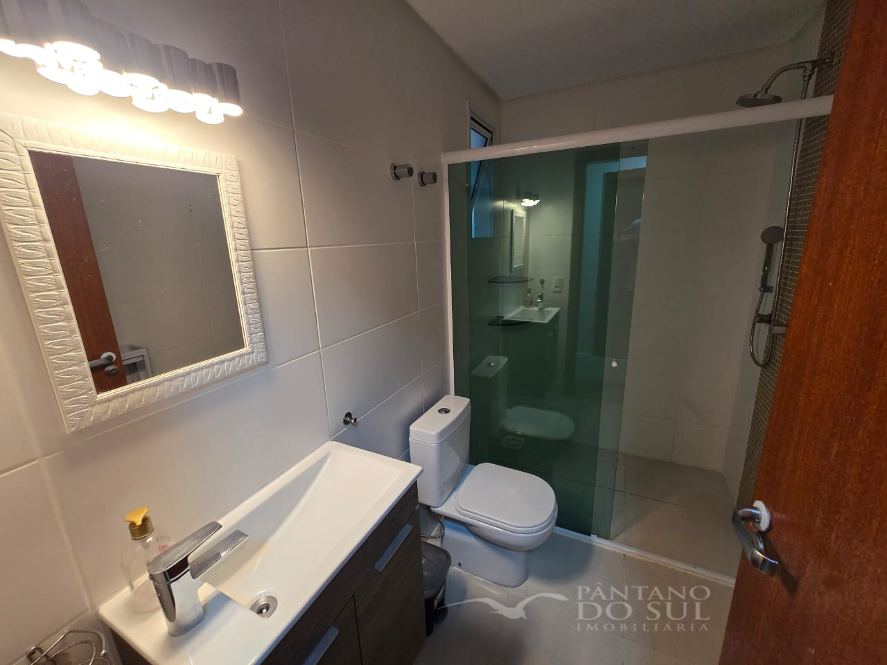 United States, 3 Bedrooms Bedrooms, ,2 BathroomsBathrooms,Apartamento,Venda,2420