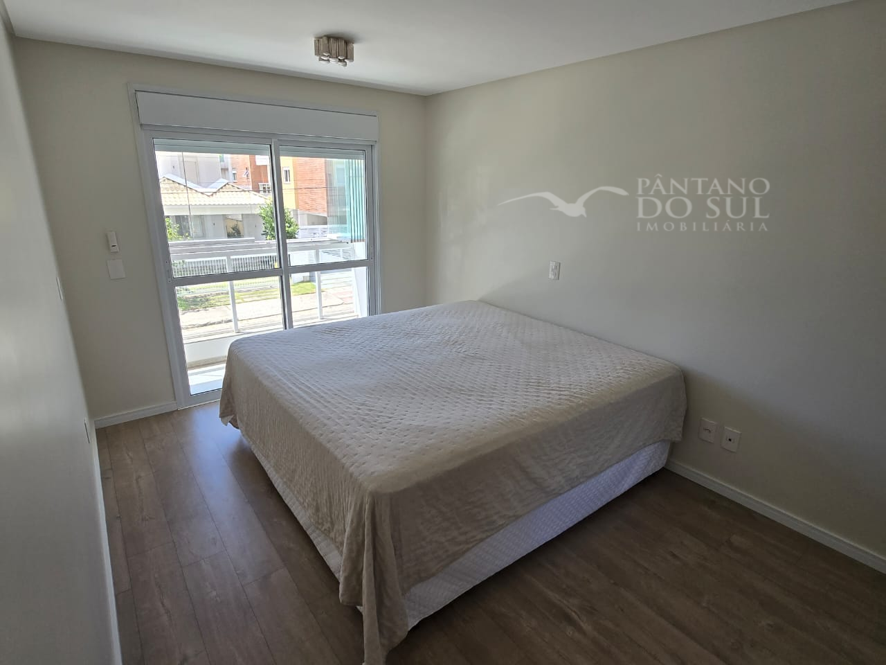 United States, 3 Bedrooms Bedrooms, ,2 BathroomsBathrooms,Apartamento,Venda,2420