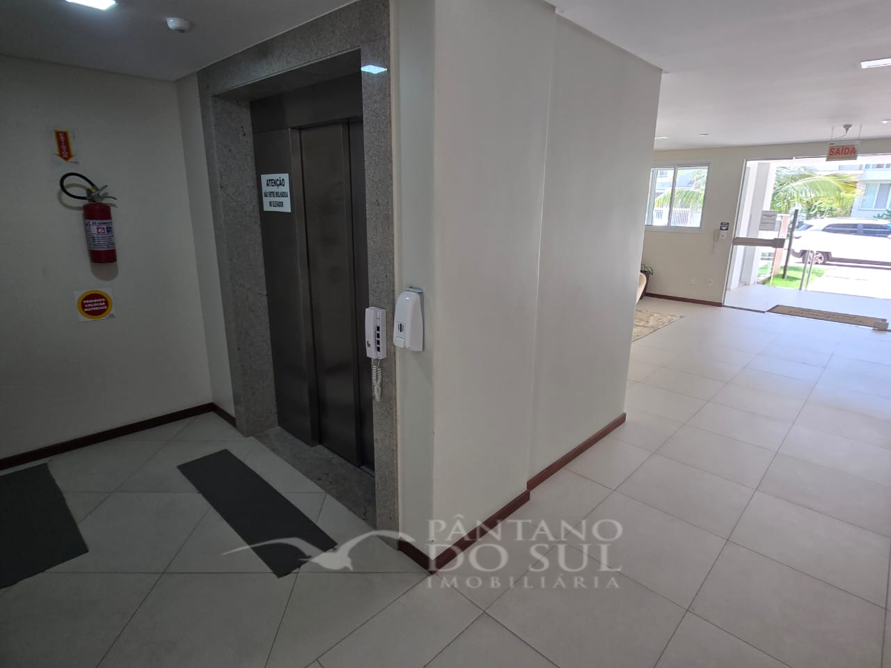 United States, 3 Bedrooms Bedrooms, ,2 BathroomsBathrooms,Apartamento,Venda,2420