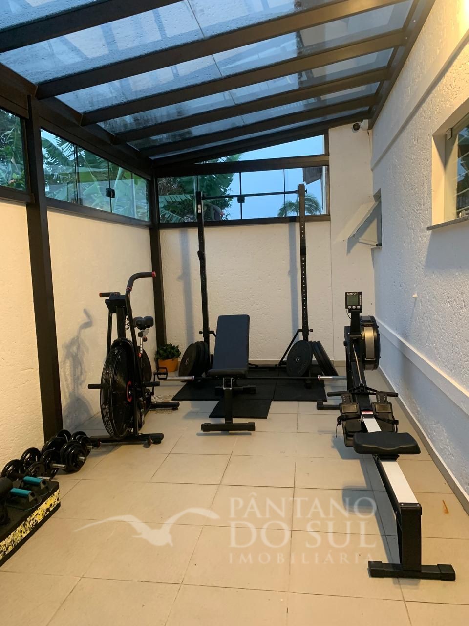 United States, 4 Bedrooms Bedrooms, ,3 BathroomsBathrooms,Casa,Venda,2421