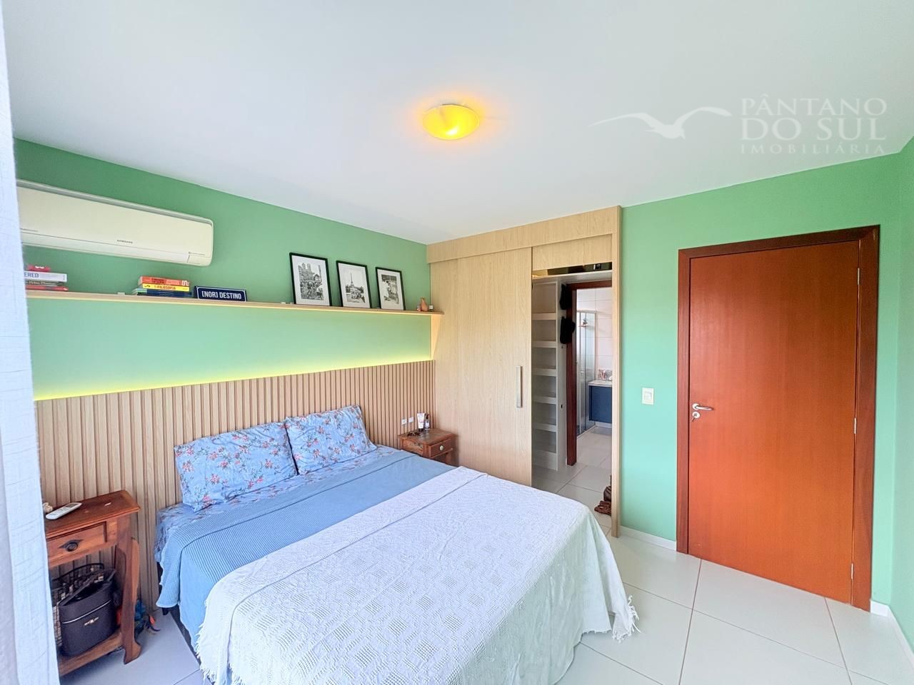 United States, 4 Bedrooms Bedrooms, ,3 BathroomsBathrooms,Casa,Venda,2421