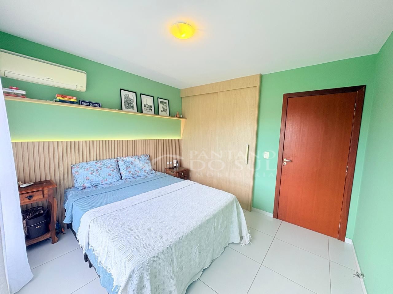 United States, 4 Bedrooms Bedrooms, ,3 BathroomsBathrooms,Casa,Venda,2421