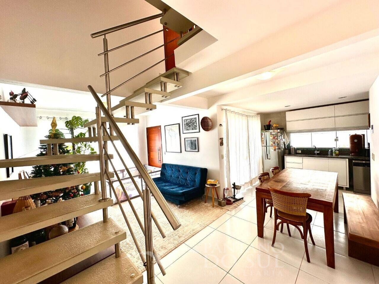 United States, 4 Bedrooms Bedrooms, ,3 BathroomsBathrooms,Casa,Venda,2421