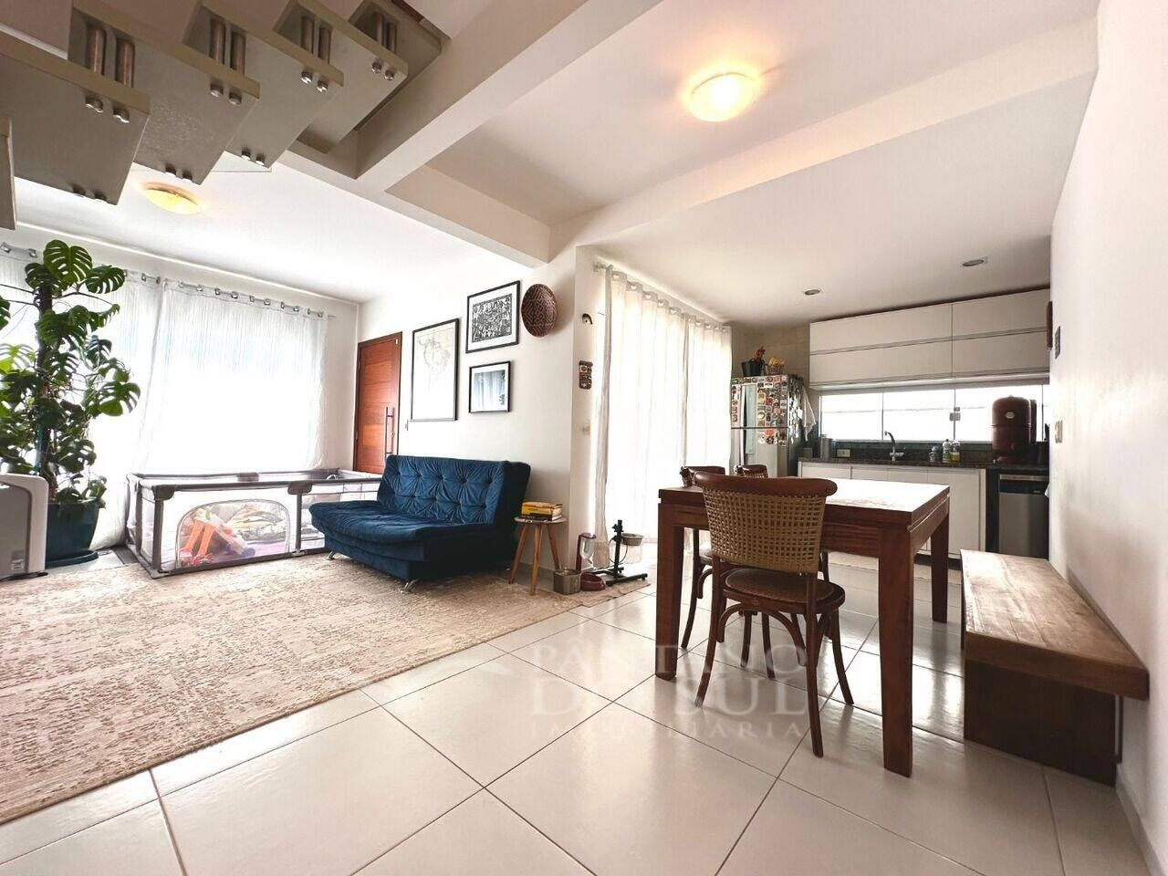 United States, 4 Bedrooms Bedrooms, ,3 BathroomsBathrooms,Casa,Venda,2421