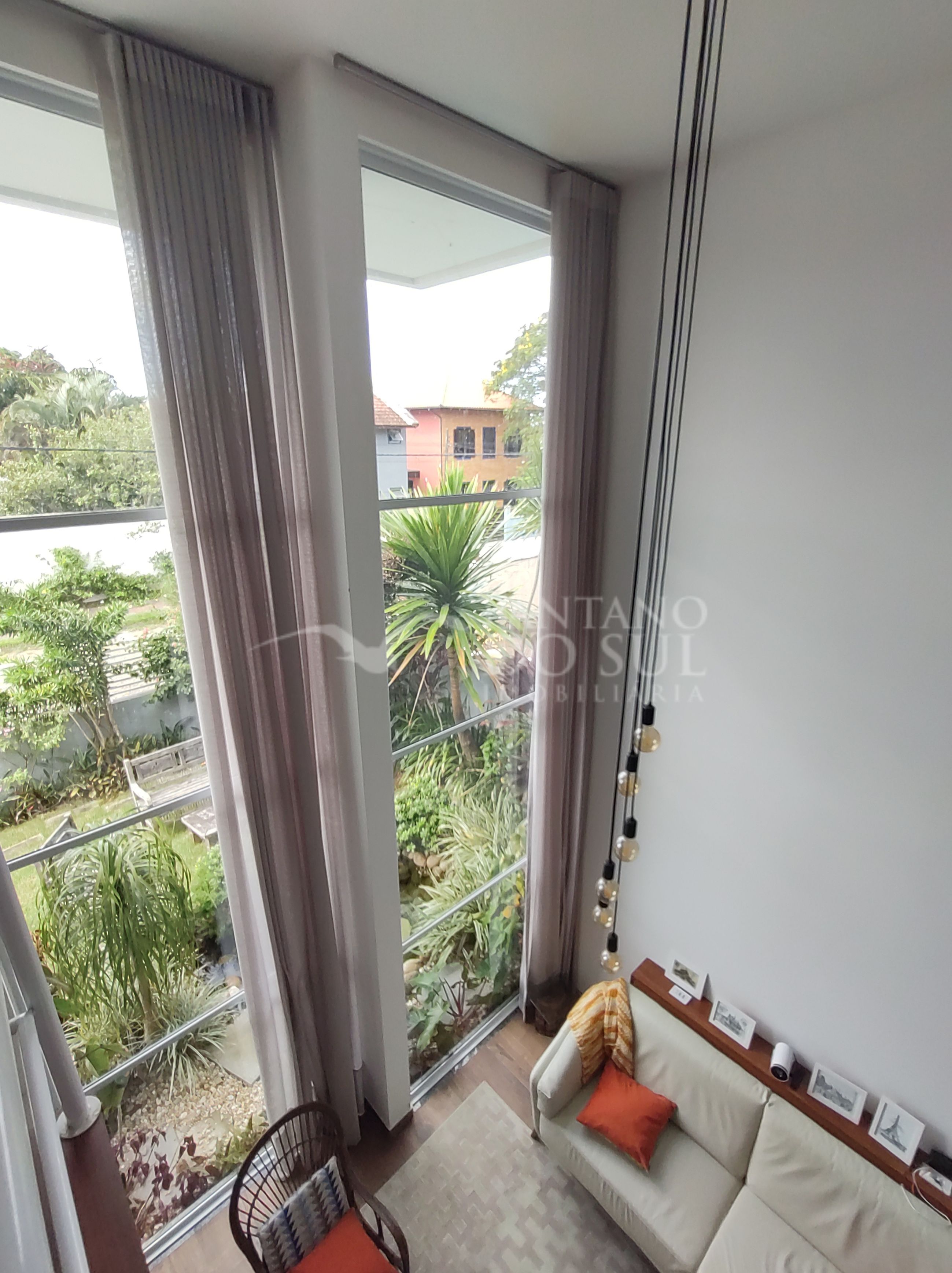 United States, 3 Bedrooms Bedrooms, ,3 BathroomsBathrooms,Casa,Venda,2425