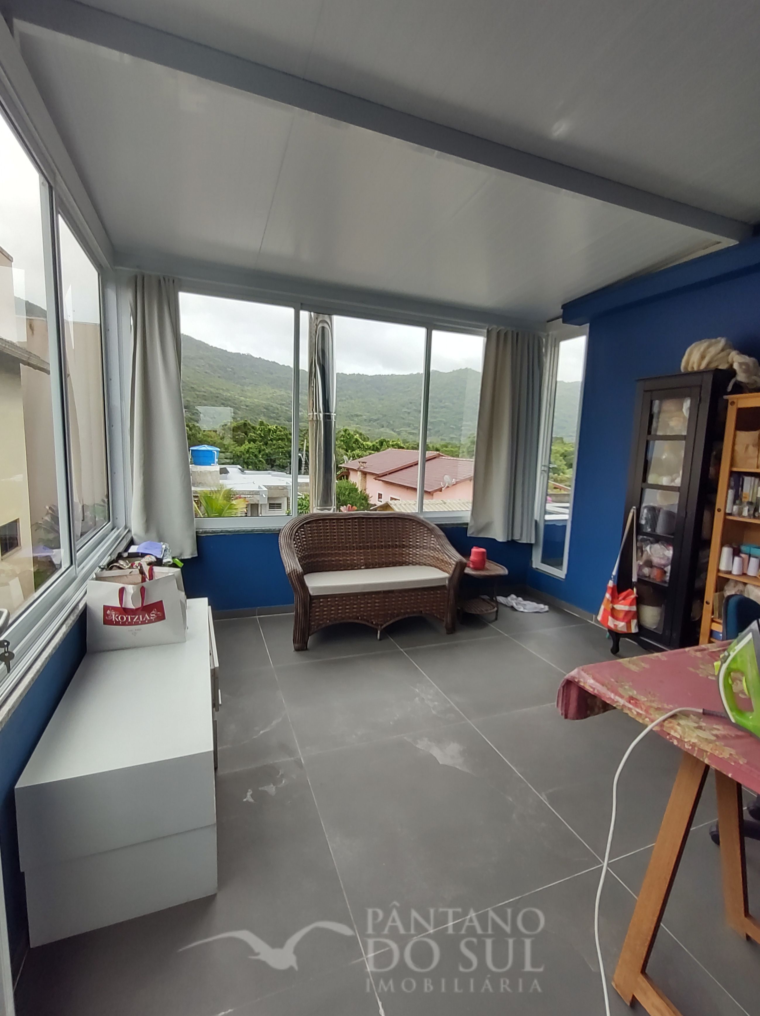 United States, 3 Bedrooms Bedrooms, ,3 BathroomsBathrooms,Casa,Venda,2425