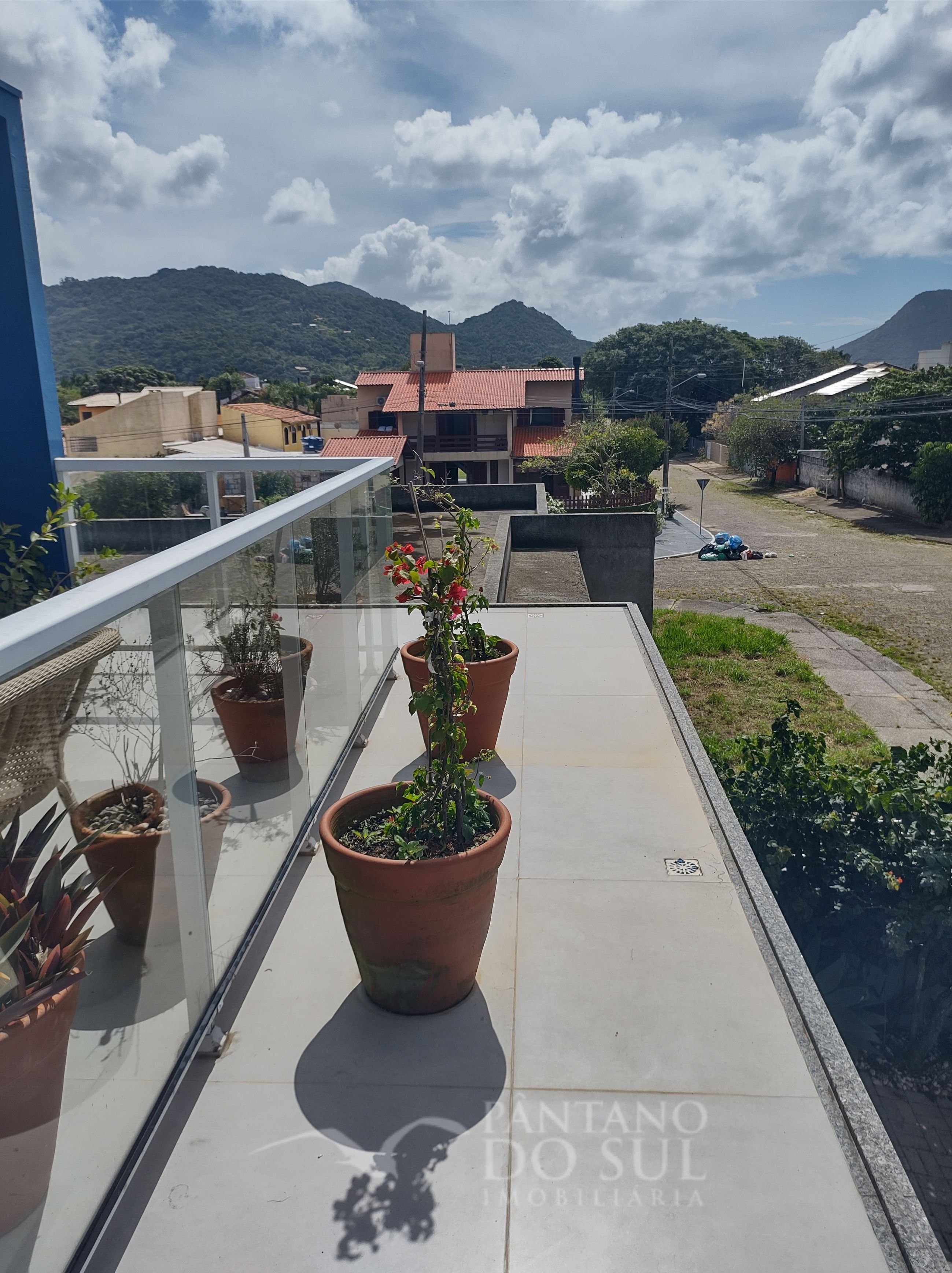 United States, 3 Bedrooms Bedrooms, ,3 BathroomsBathrooms,Casa,Venda,2425