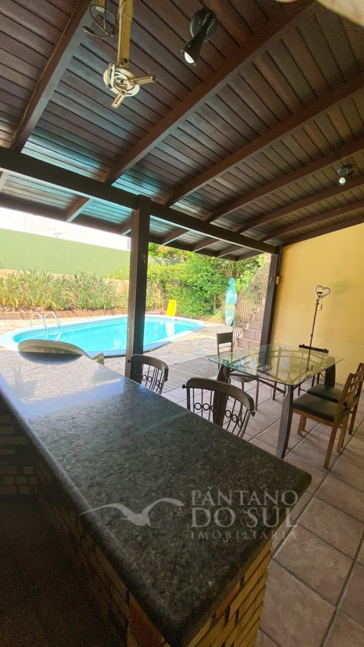 United States, 6 Bedrooms Bedrooms, ,3 BathroomsBathrooms,Casa,Venda,2450