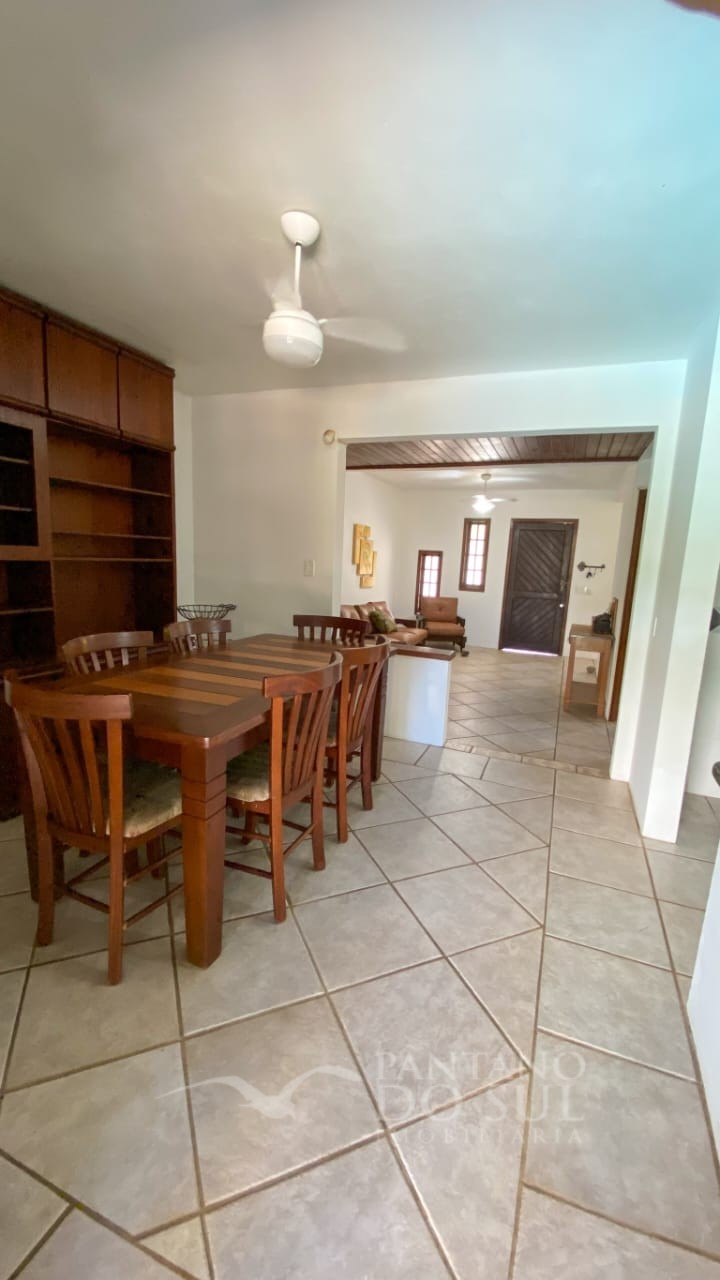 United States, 6 Bedrooms Bedrooms, ,3 BathroomsBathrooms,Casa,Venda,2450