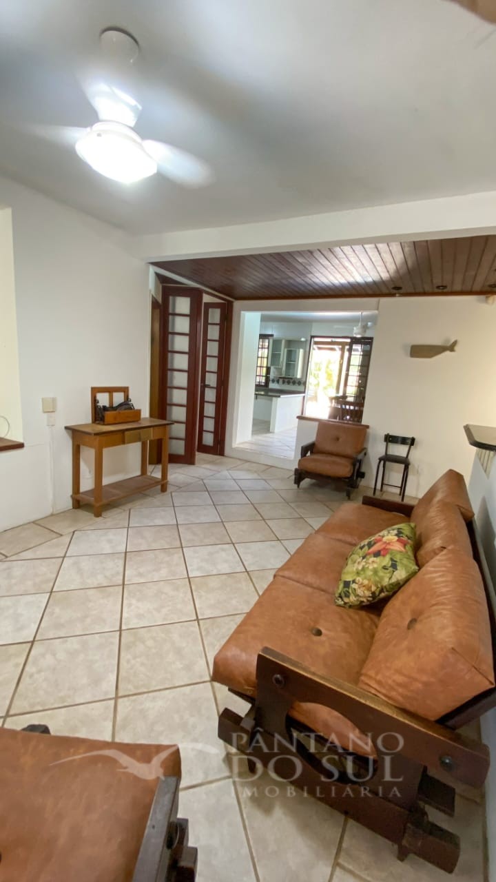 United States, 6 Bedrooms Bedrooms, ,3 BathroomsBathrooms,Casa,Venda,2450
