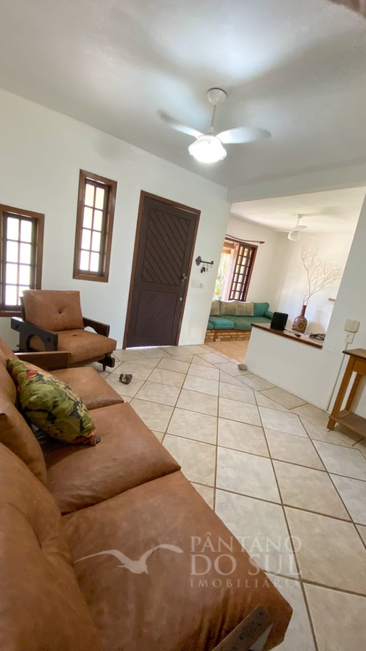 United States, 6 Bedrooms Bedrooms, ,3 BathroomsBathrooms,Casa,Venda,2450