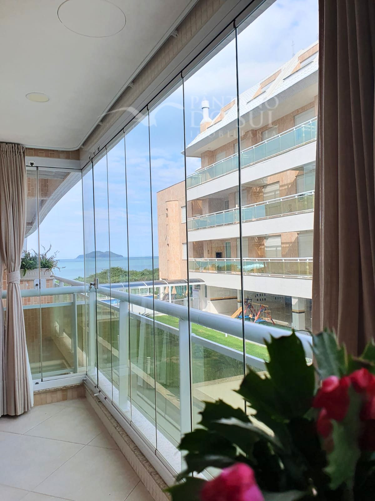 United States, 2 Bedrooms Bedrooms, ,2 BathroomsBathrooms,Apartamento,Venda,2502