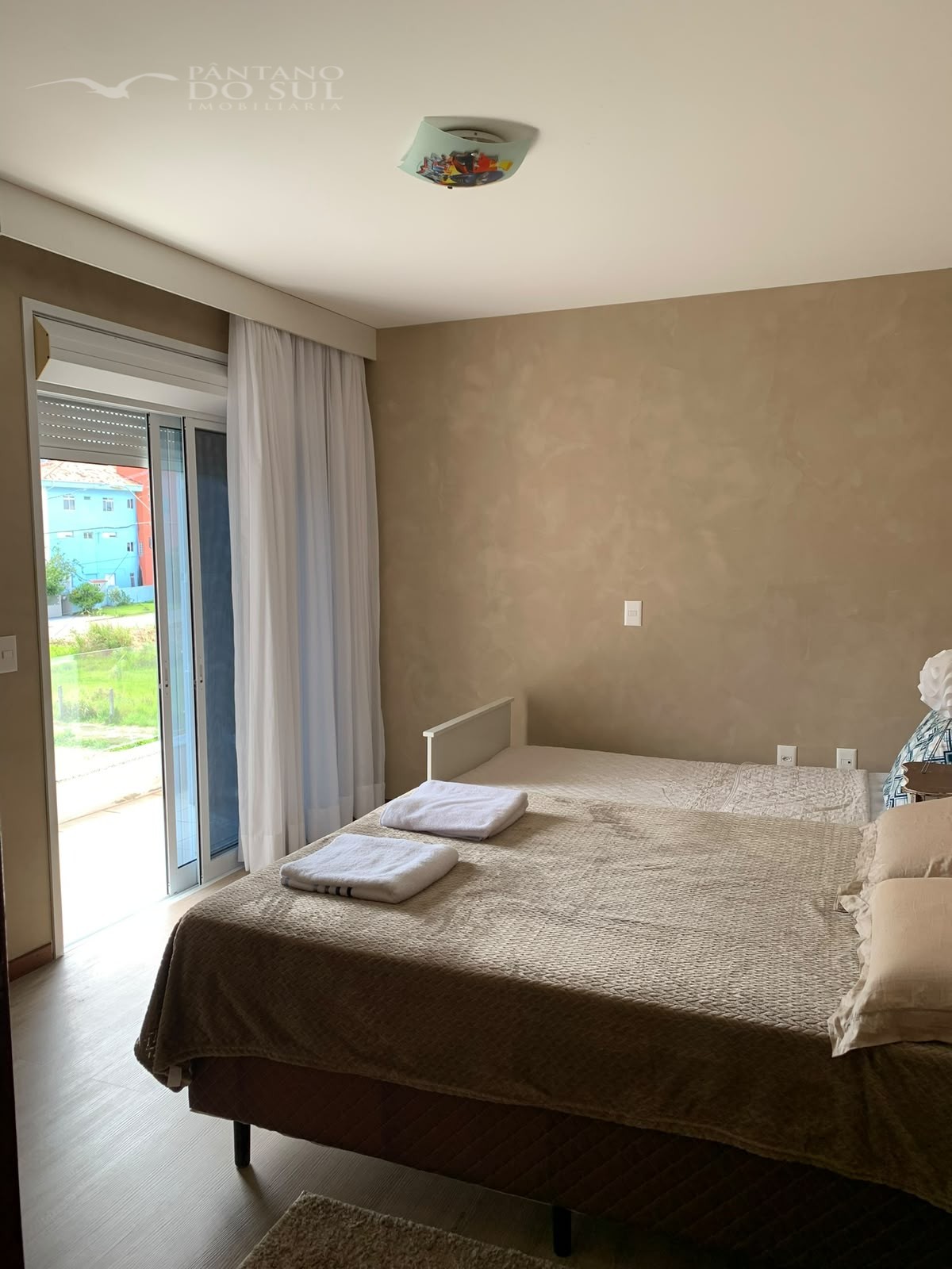 United States, 3 Bedrooms Bedrooms, ,2 BathroomsBathrooms,Casa,Venda,2617